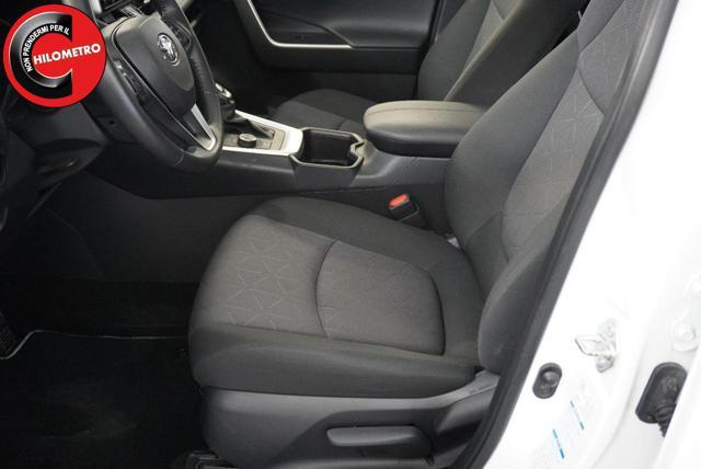 TOYOTA RAV 4 MY23 RAV4 2.5 HV (222CV) E-CVT AWD-i Business