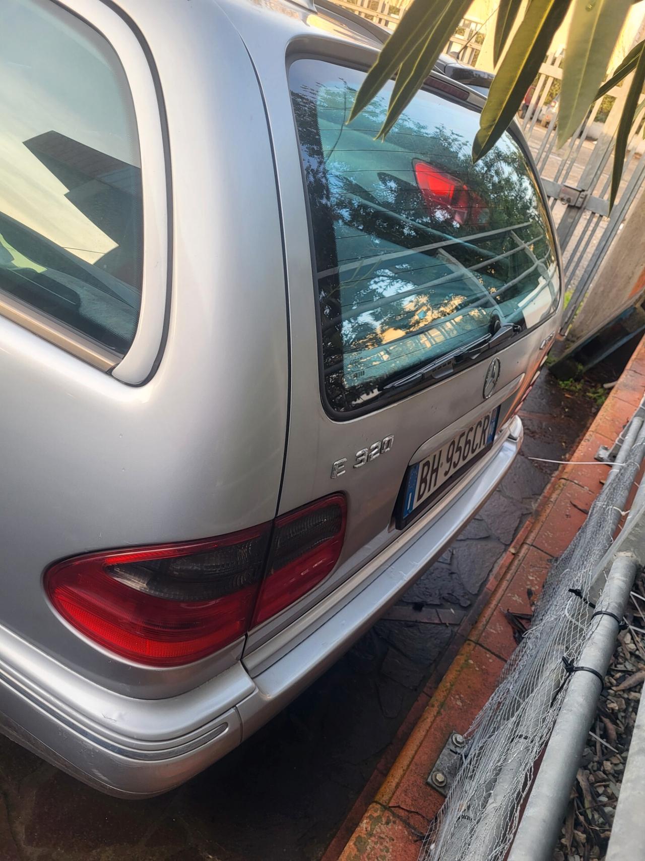 Mercedes-benz E 320 4 MATIC