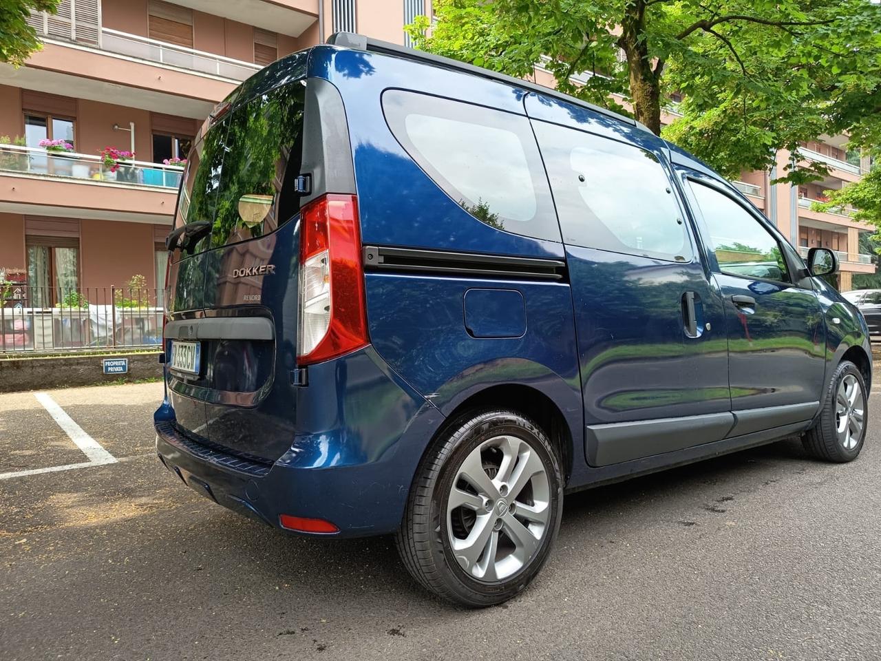 Dacia Dokker 1.5 DIESEL ANNO 2015 POSTI 5 AUTOVETTURA
