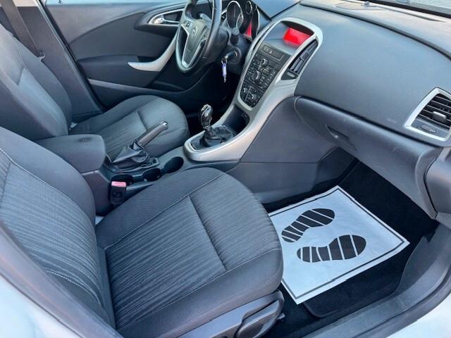 Opel Astra 1.7 CDTI 125CV Sports Tourer Business Autocarro N1