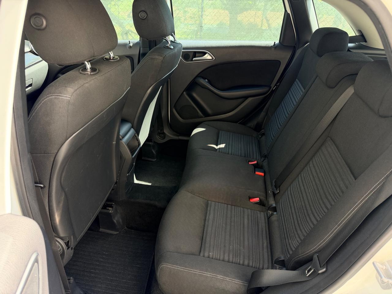 Mercedes-benz B 180 CDI DIESEL 2012