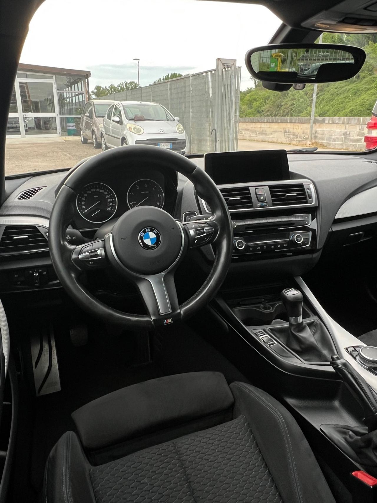 Bmw 116 116d 5p. Msport