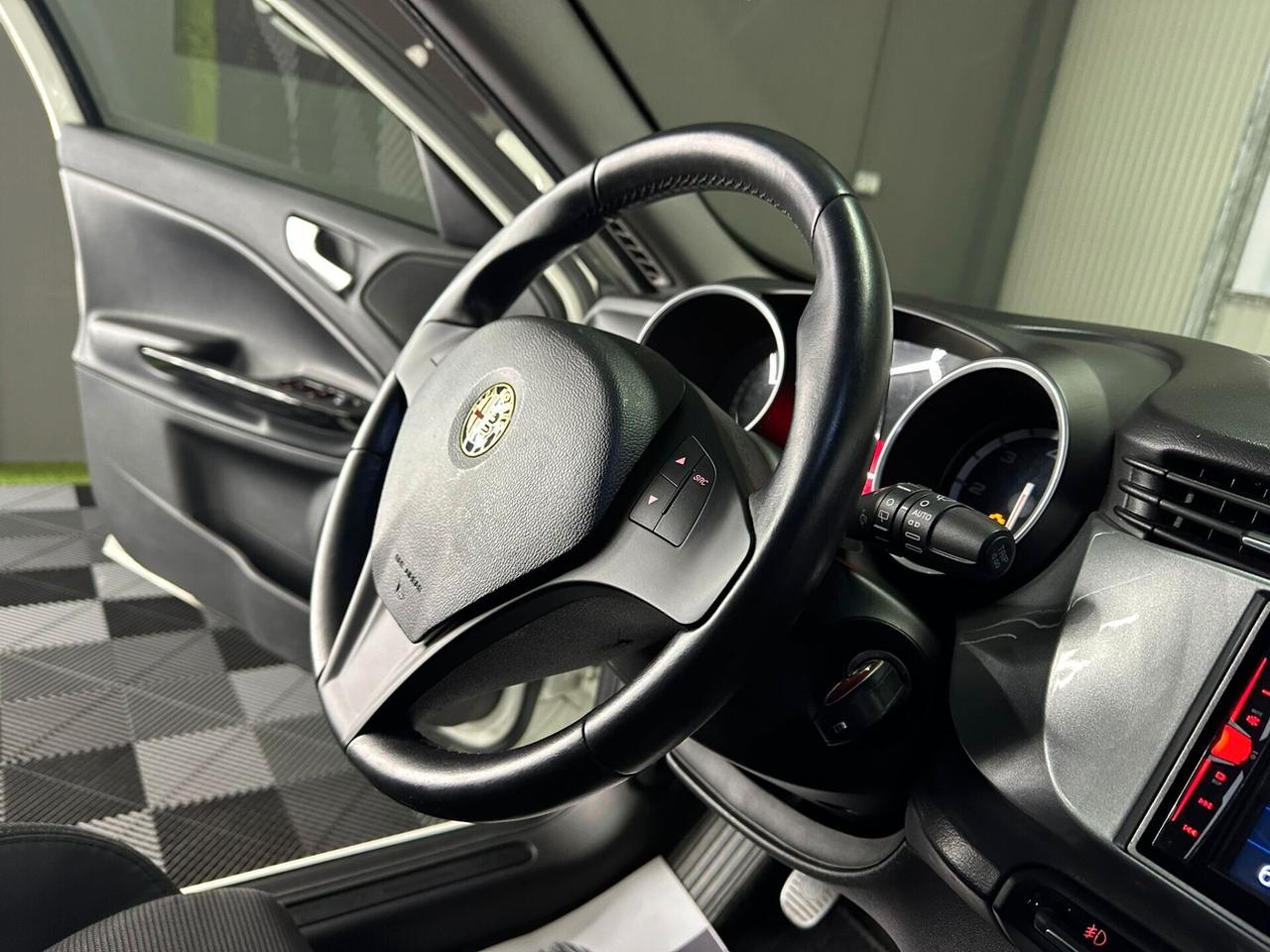 Alfa Romeo Giulietta 1.6 JTDm-2 105 CV Distinctive