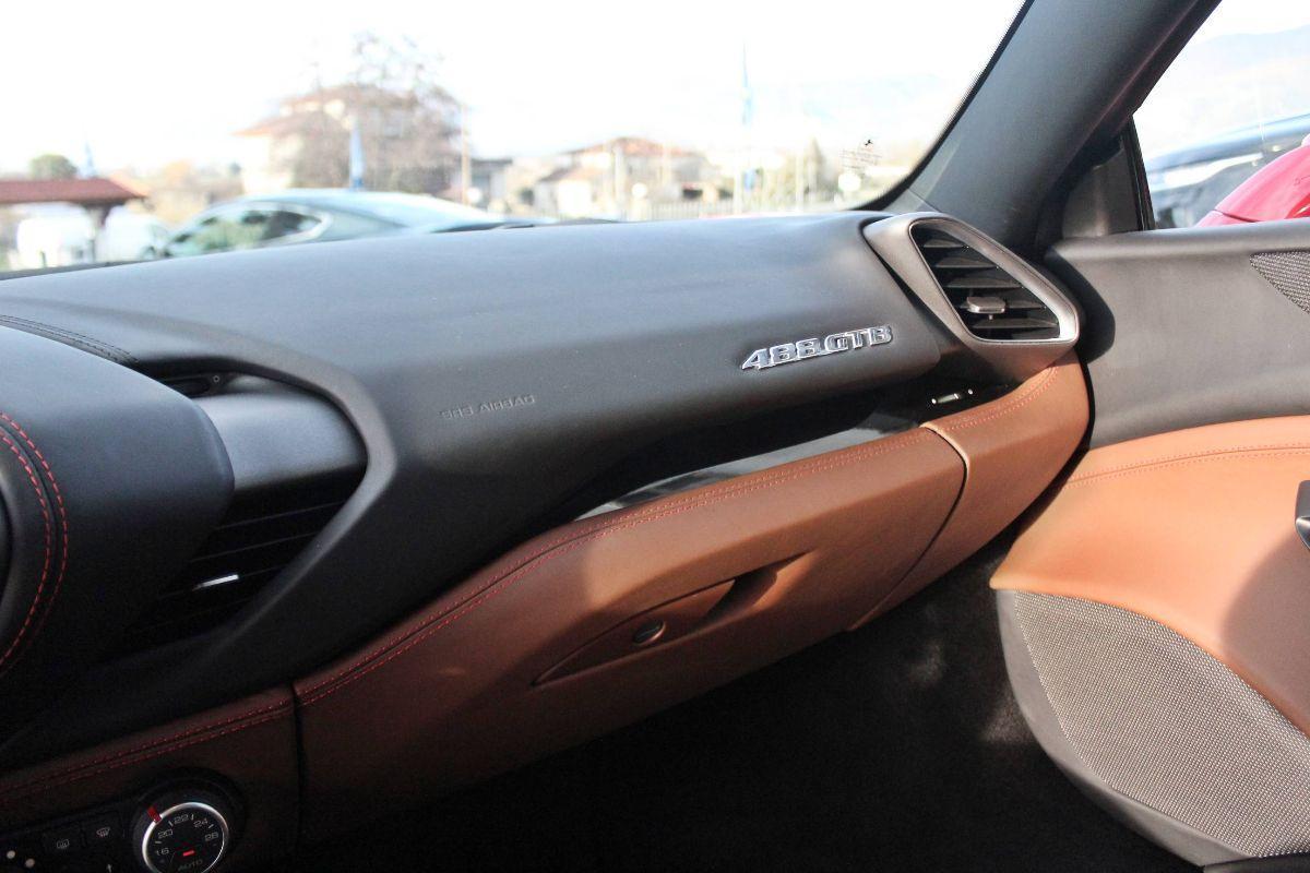 FERRARI - 488 GT - B