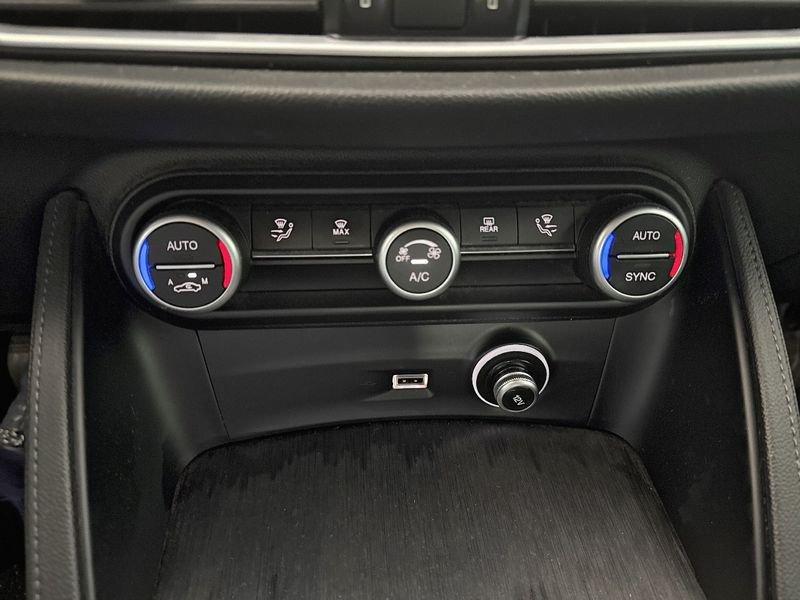 Alfa Romeo Stelvio 2.2 Turbo D 160CV Rosso Edizione AT8 RWD