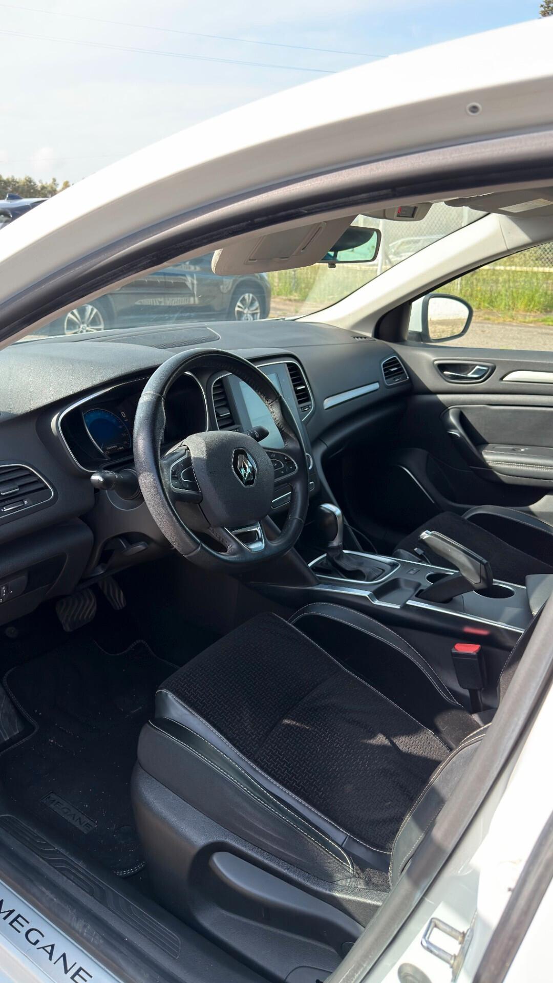 Renault Megane Mégane dCi 8V 110 CV EDC Energy Business