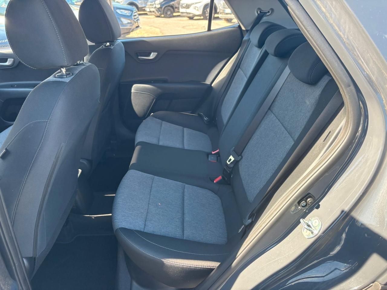 Kia Stonic 1.2 DPI Urban