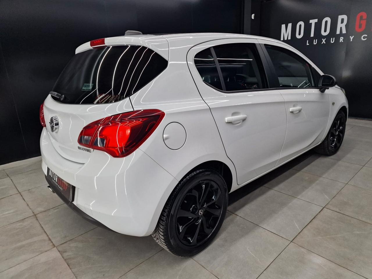 Opel Corsa 1.4 90cv Gpl tech 5 porte Innovation