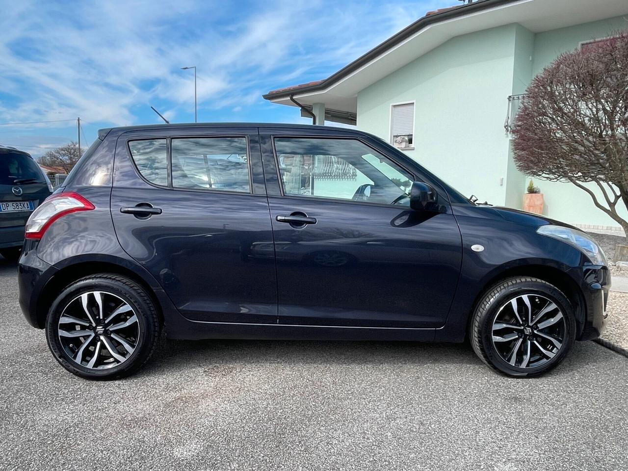 Suzuki Swift 1.2 Dualjet 4WD 5 porte B-Road