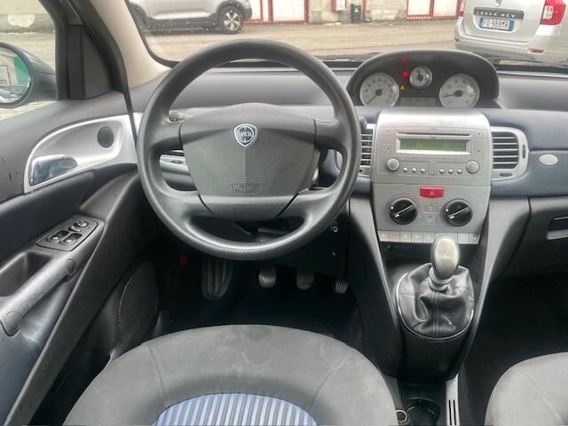 Lancia Ypsilon 1.2 Argento Distribuzione OK!!!!!