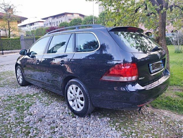 Volkswagen Golf 1.6 cinghia e tagliando e gomme nuovi
