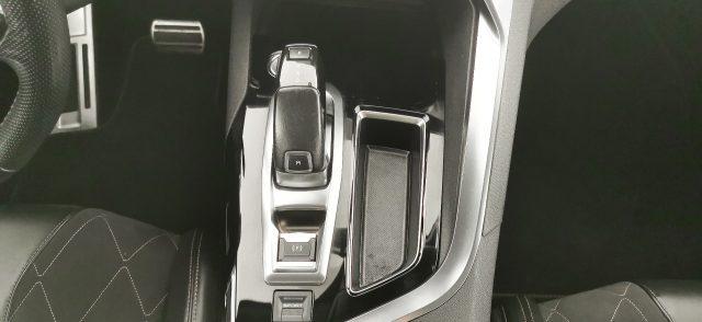 PEUGEOT 3008 BlueHDi 180 S&S EAT8 GT