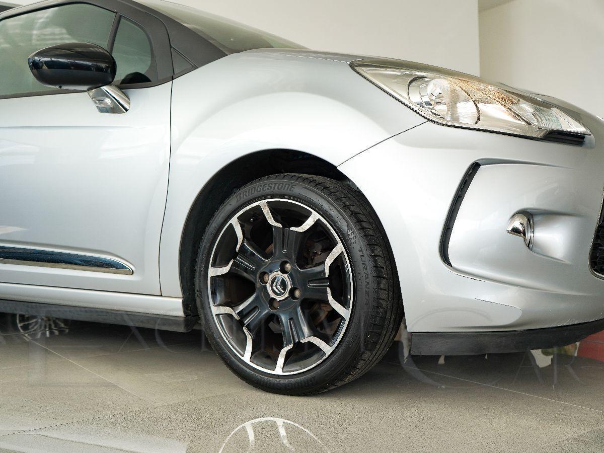 CITROEN - DS3 - 1.6 BlueHDi 120 Sport Chic