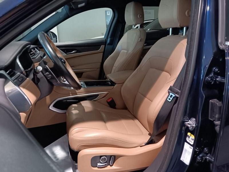 Jaguar F-Pace 2.0d i4 mhev R-Dynamic SE awd 204cv auto