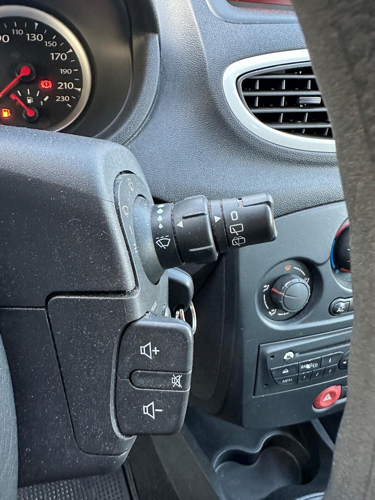 Renault Clio 1.2 16V 5 porte GPL Dynamique