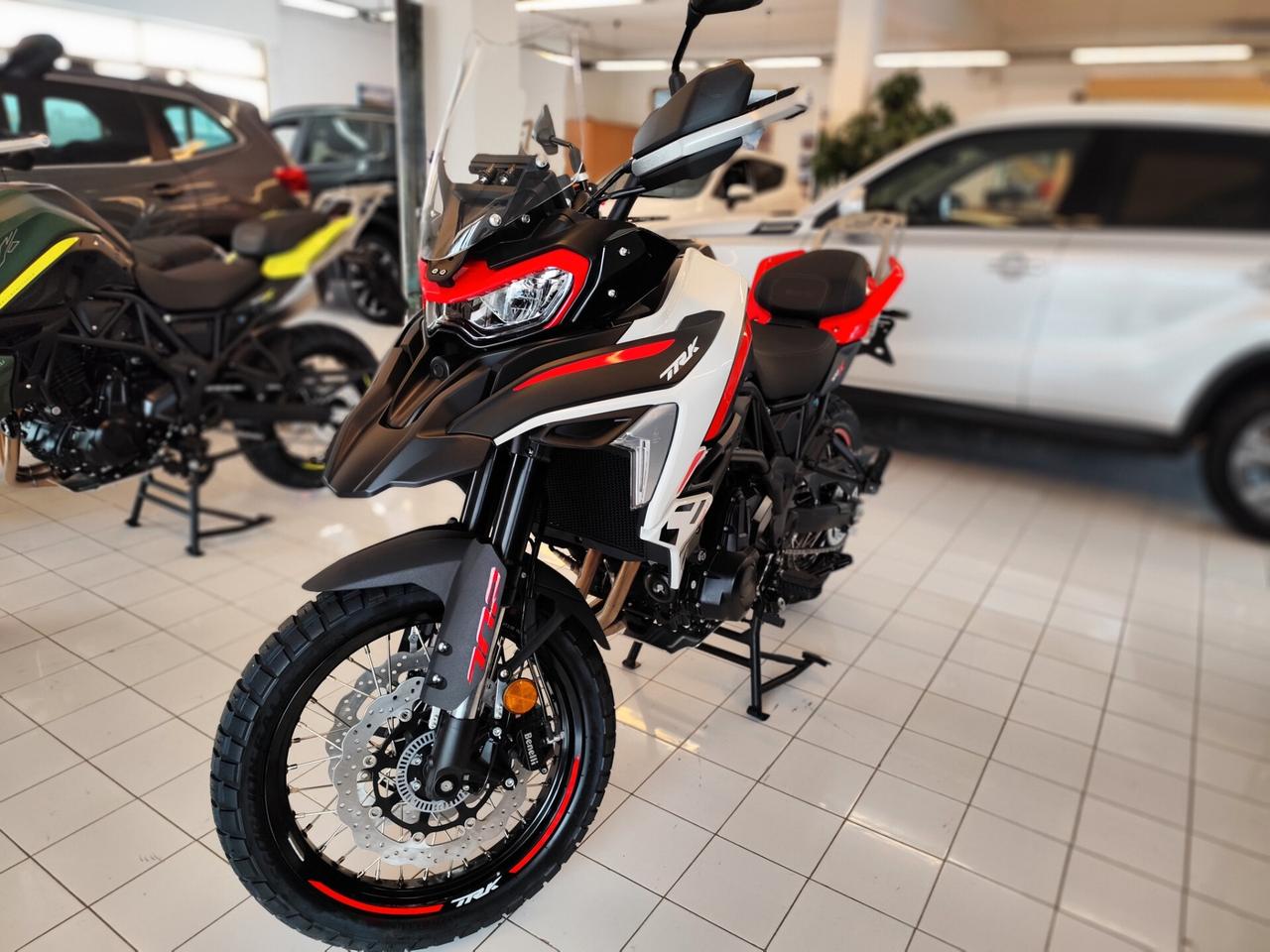 Benelli TRK 702X