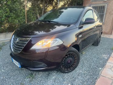 Lancia Ypsilon 1.2 69 CV 5 porte S&S Platinum