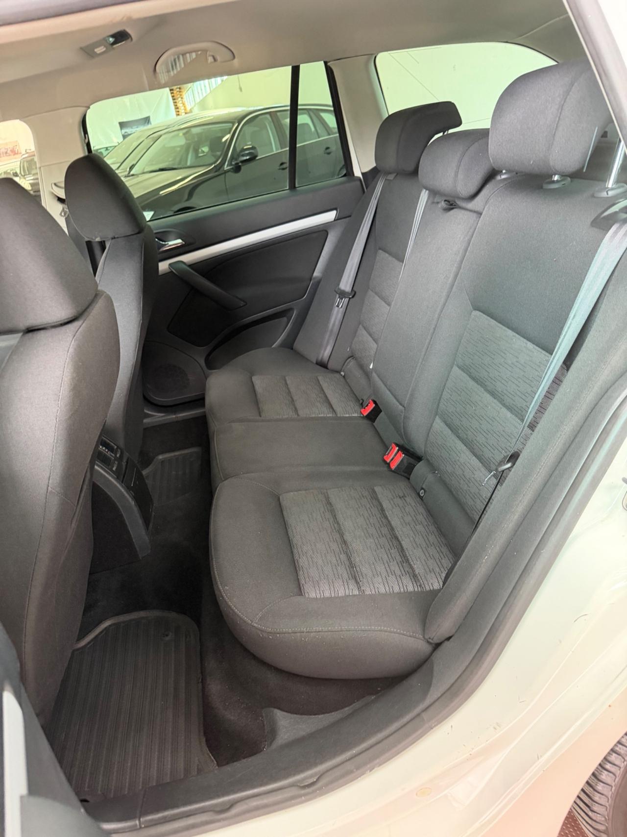 Skoda Octavia 1.6 TDI CR F.AP. Wagon Elegance