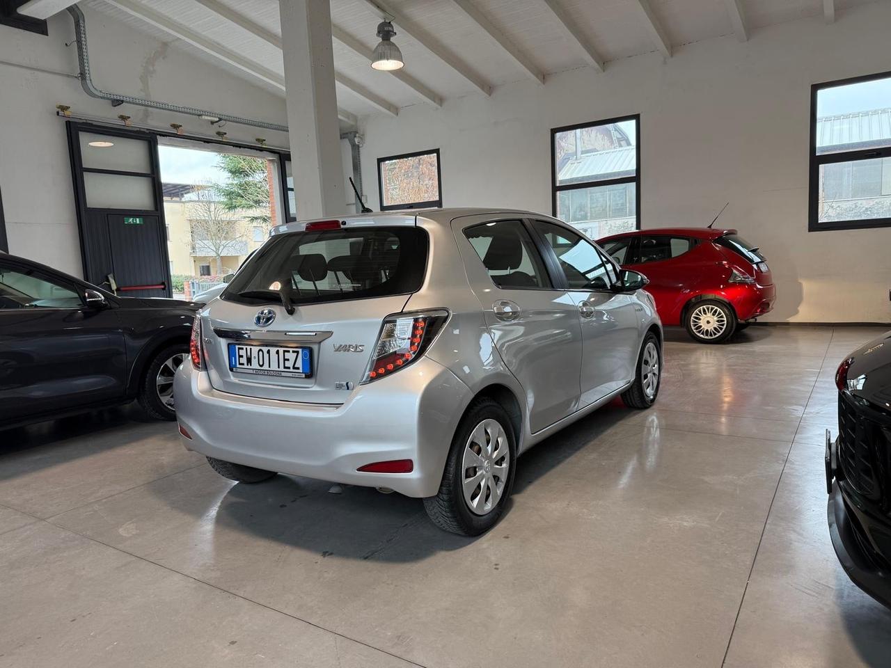 Toyota Yaris 1.5 Hybrid 5 porte Lounge Più