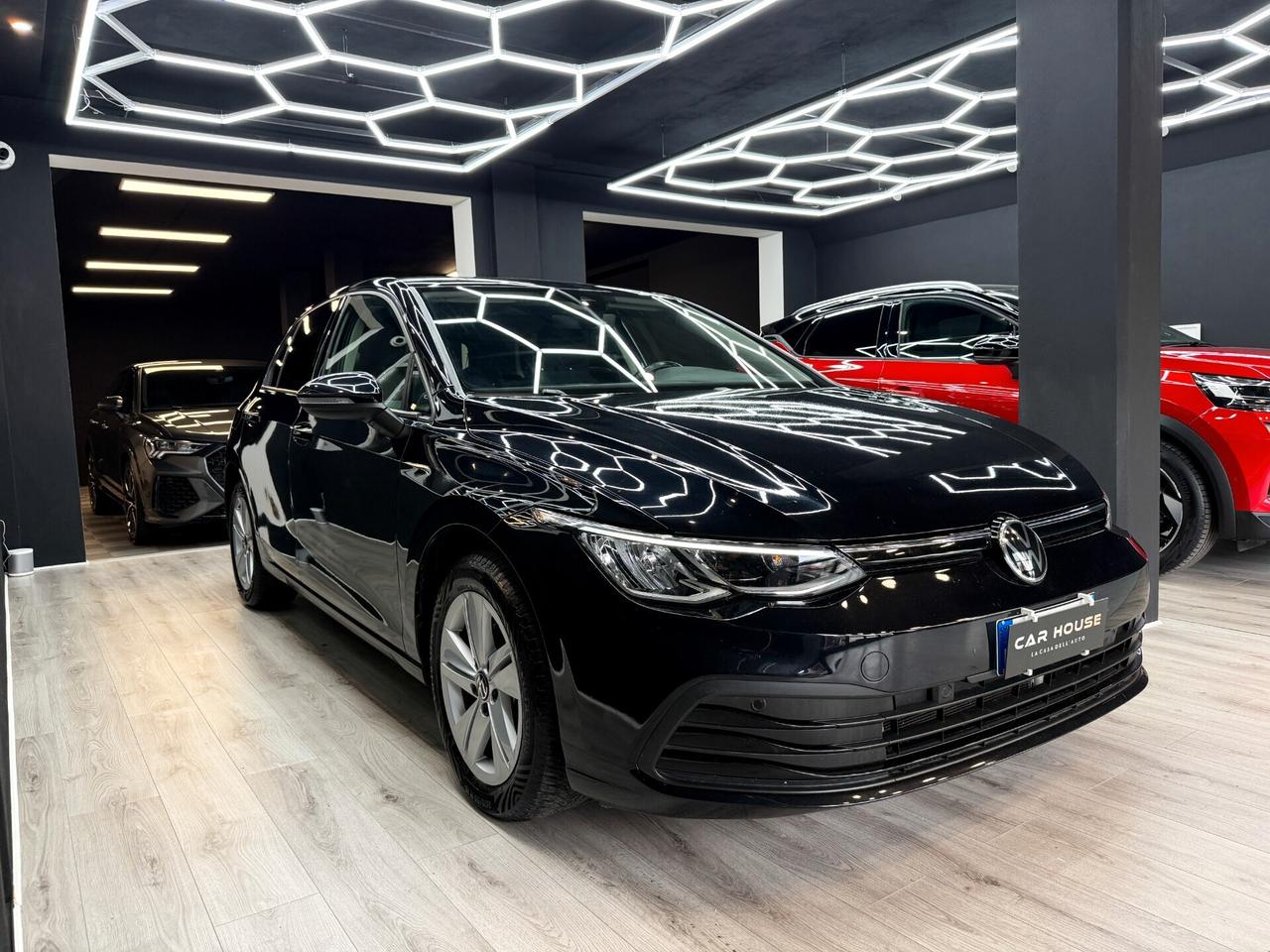 Volkswagen Golf 8 2.0 TDI 150CV DSG