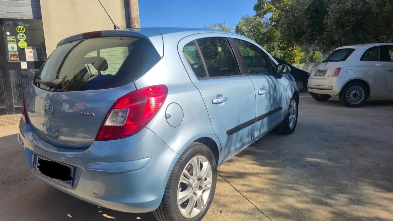 Opel Corsa 1.7 CDTI 130CV 5 porte Cosmo