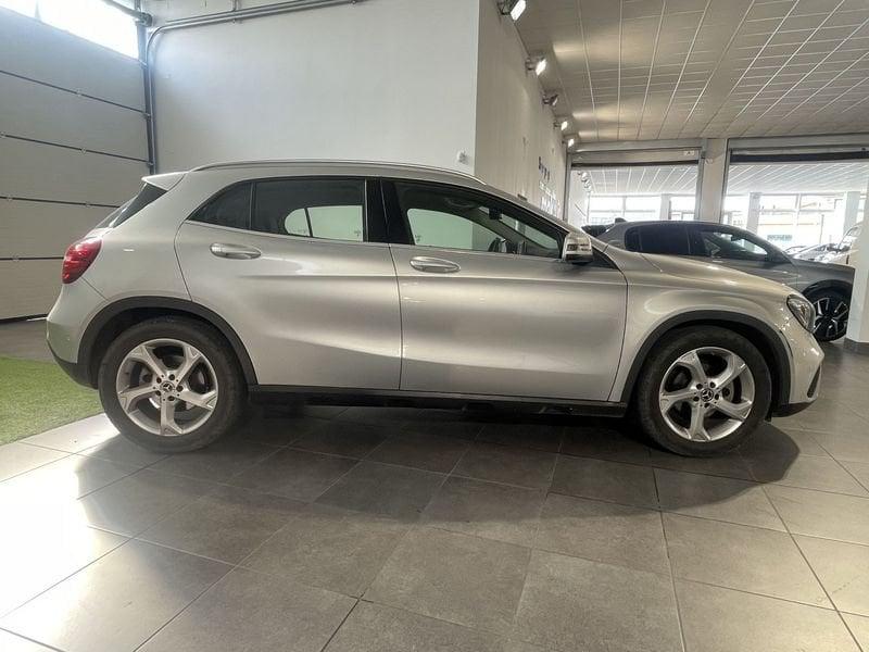 Mercedes-Benz GLA 200 d Automatic Sport