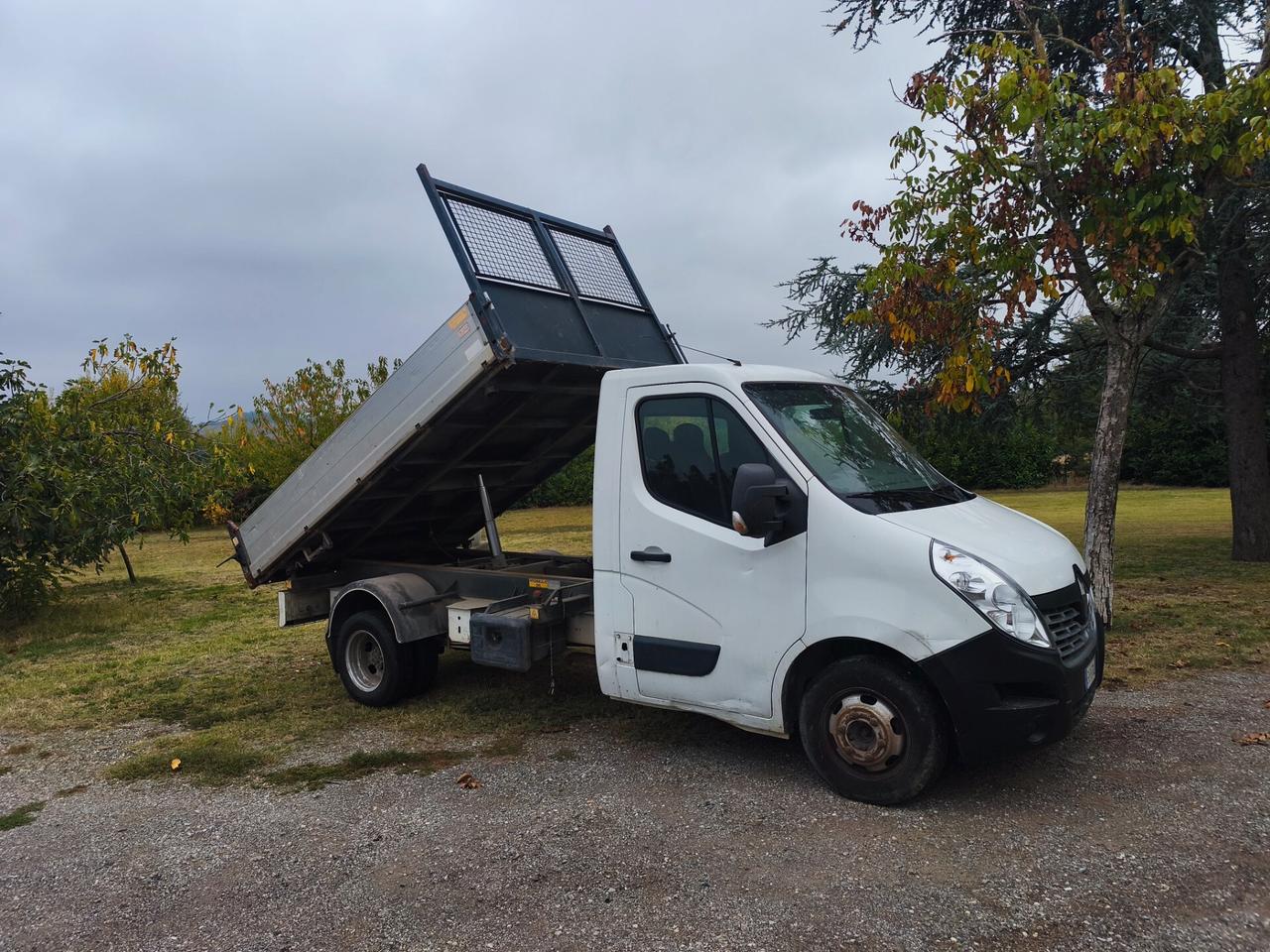 Renault trafic ribaltabile trilaterale