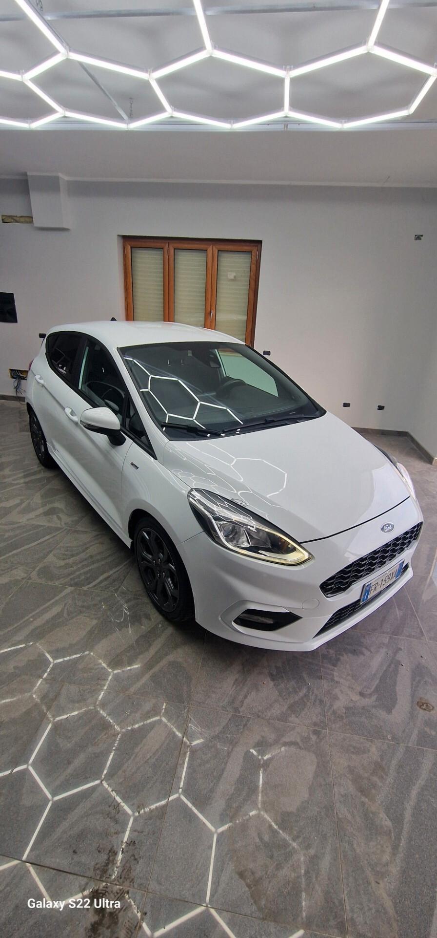 Ford Fiesta 1.5 TDCi 5 porte ST-Line