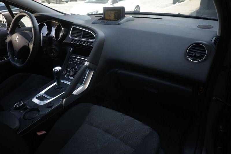 Peugeot 3008 Peugeot 3008 3008 1.6 hdi 8v Access (premium) 112cv ANNO 2010