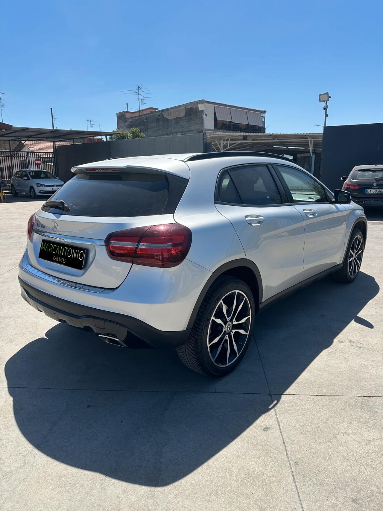 Mercedes-benz GLA 200 d Automatic Premium