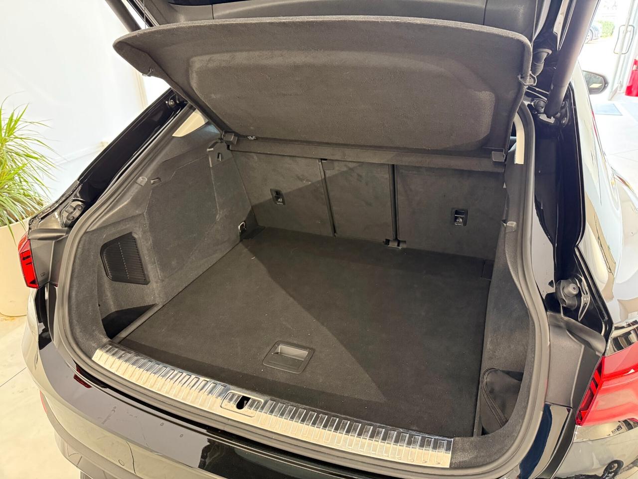 Audi Q3 SPB 45 TFSI e S tronic line edition