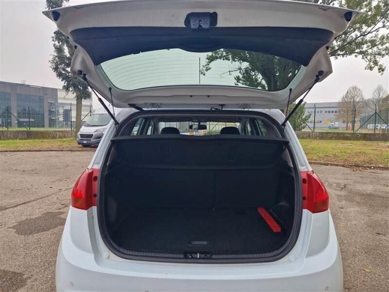 Kia Venga 1.4 CRDi 90CV Cool