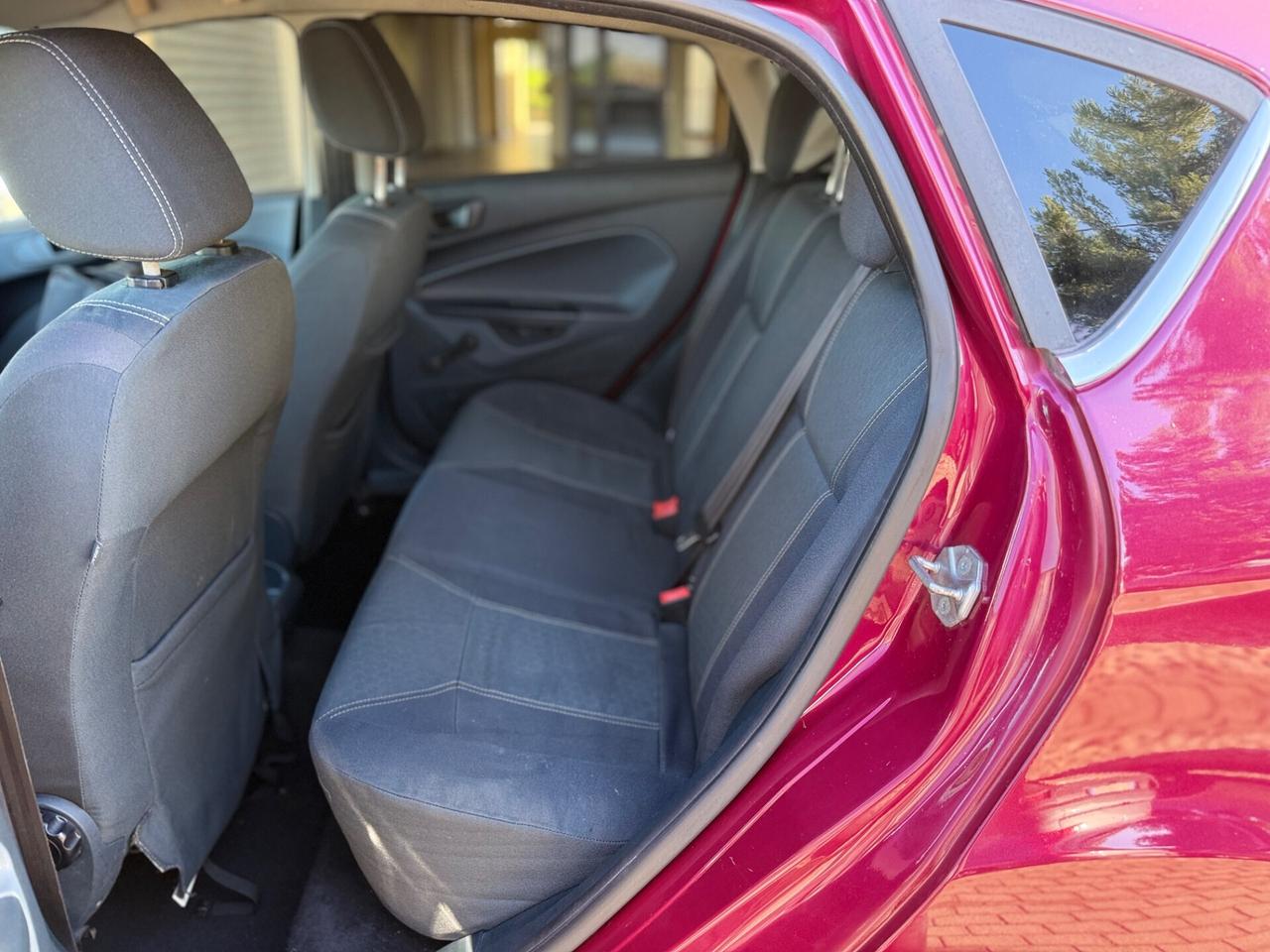 Ford Fiesta 1.4 TDCi 5p. Titanium