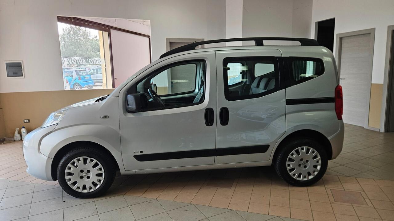 Peugeot Bipper Pegeout bipper 5 posti