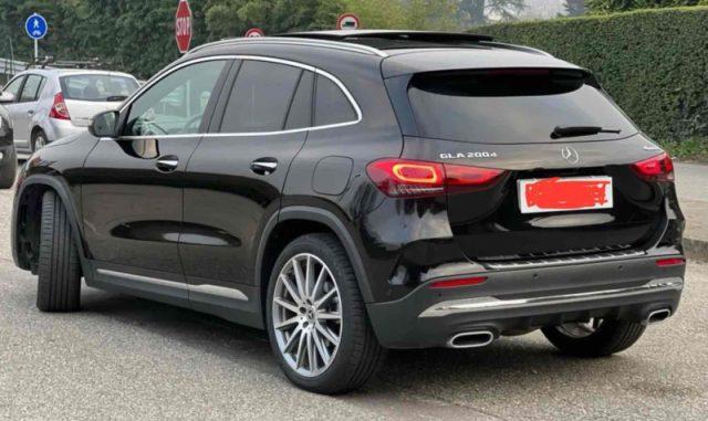 MERCEDES-BENZ GLA 200 d Automatic 4Matic Premium