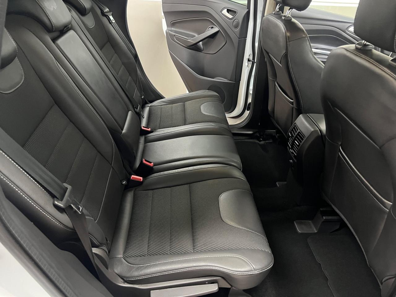 Ford Kuga 2.0 TDCI 150 CV S&S 4WD Titanium