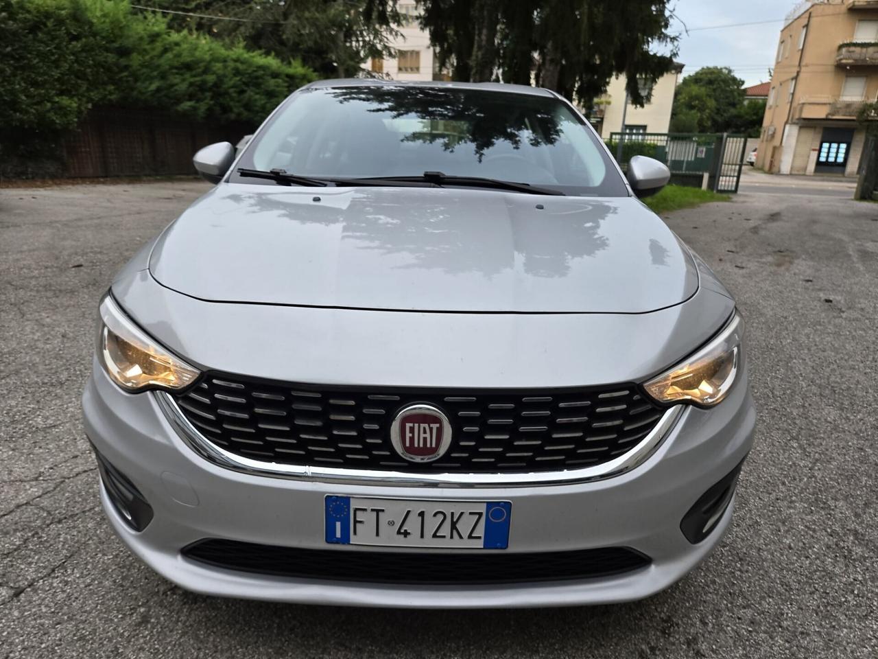 Fiat Tipo 1.6 Mjt 4 porte Lounge