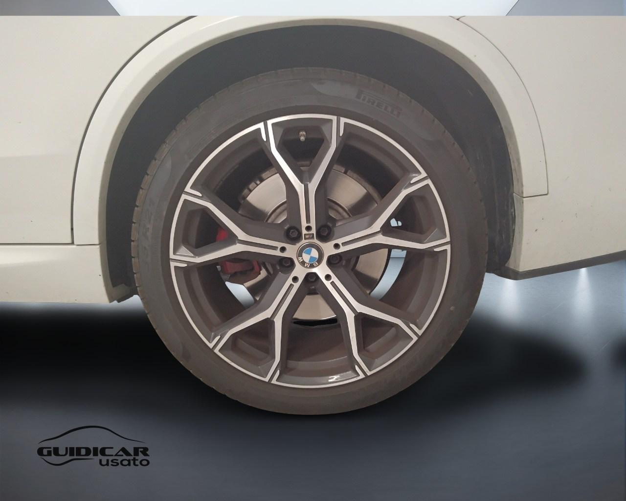 BMW X5 G05 2018 - X5 xdrive40d mhev 48V Msport auto 7p.ti