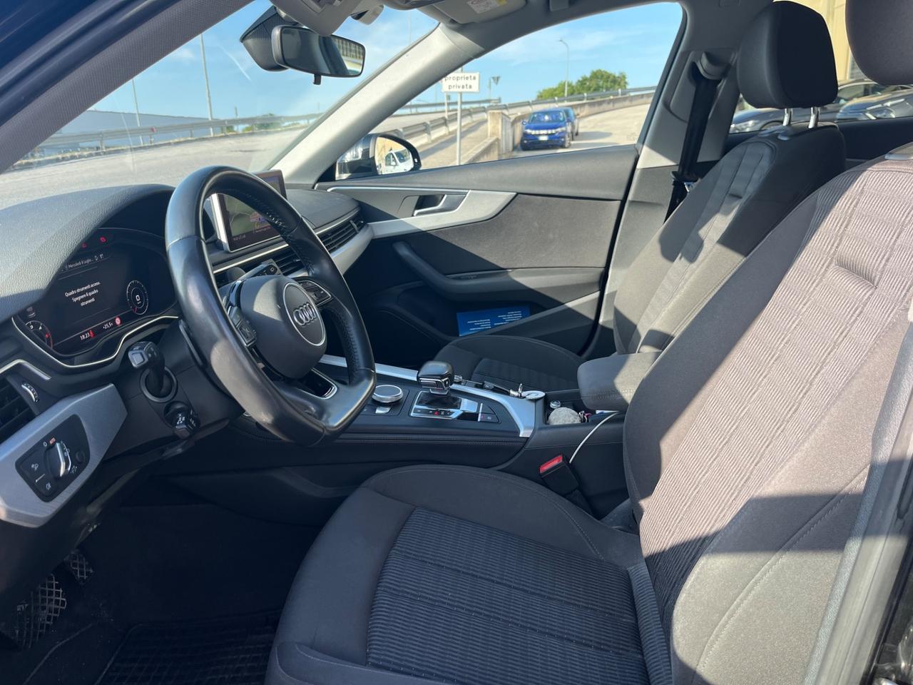 Audi A4 35 TDI S tronic line edition