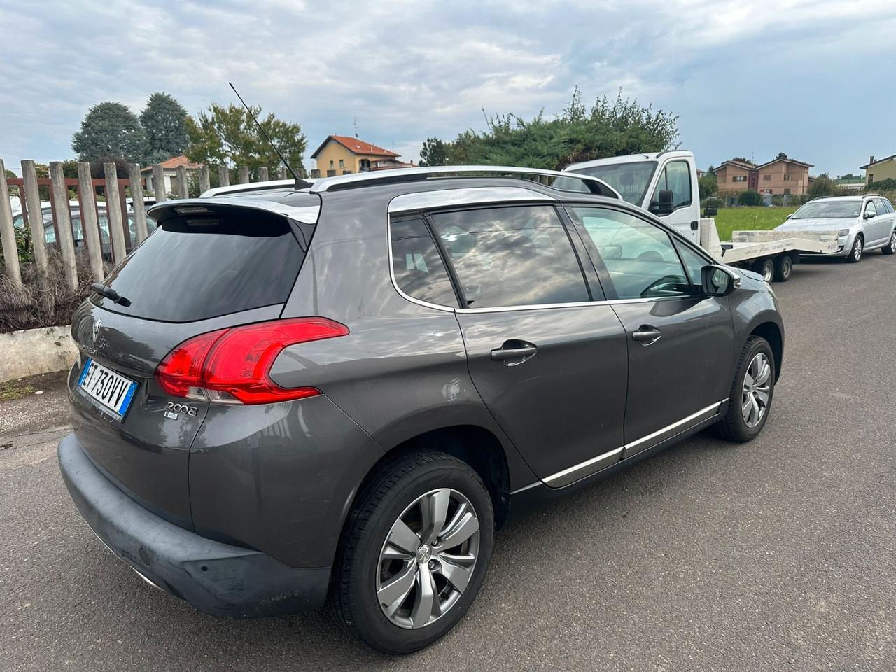 Peugeot 2008 1.6 e-HDi 115 CV Stop&Start Allure