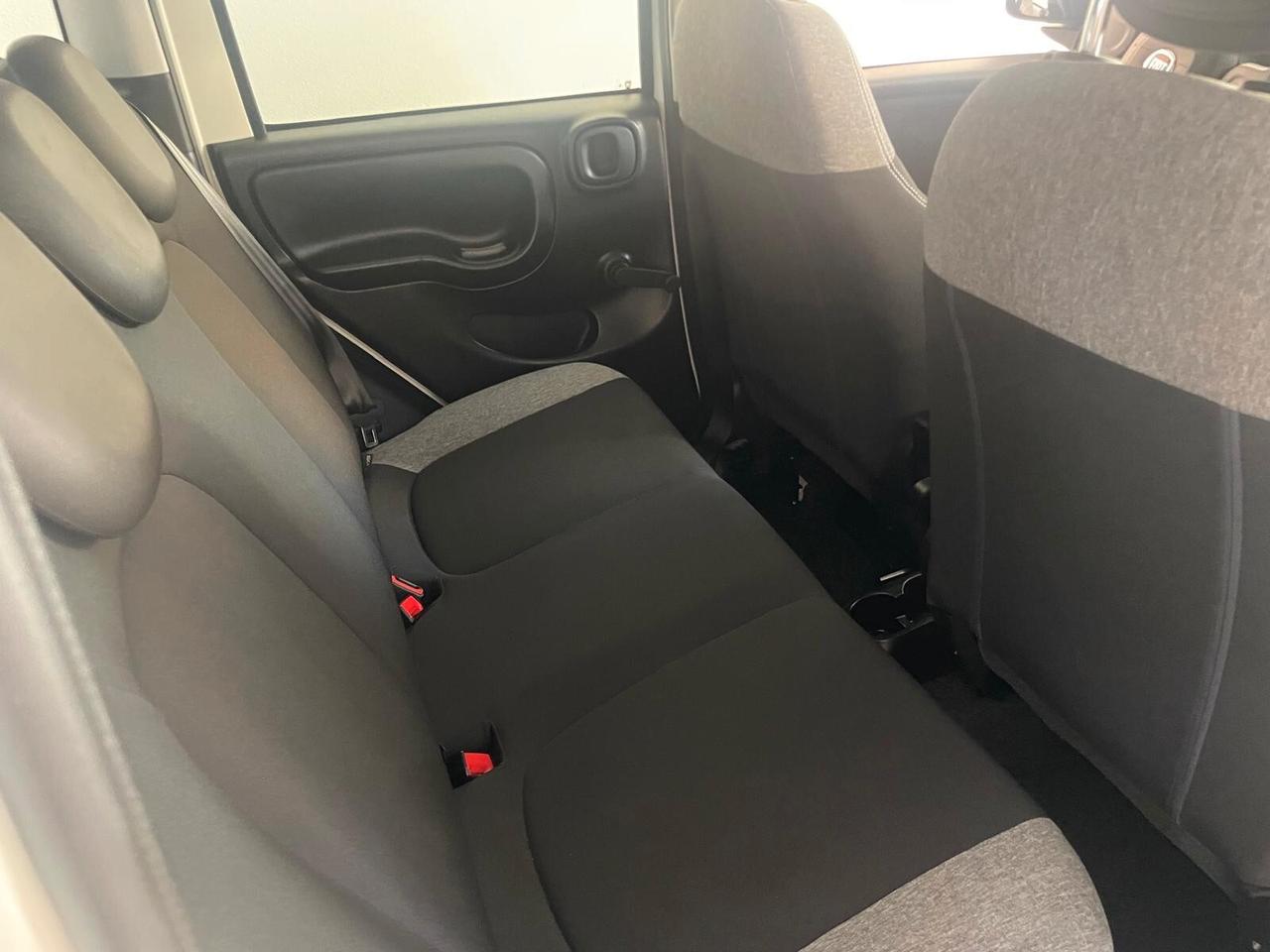 Fiat Panda 1.0 FireFly S&S Hybrid Red