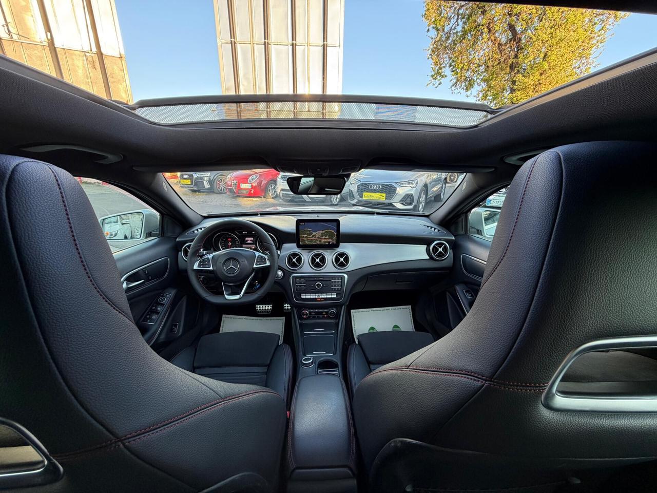 MERCEDES GLA 200D PREMIUM AMG 4 MATIC