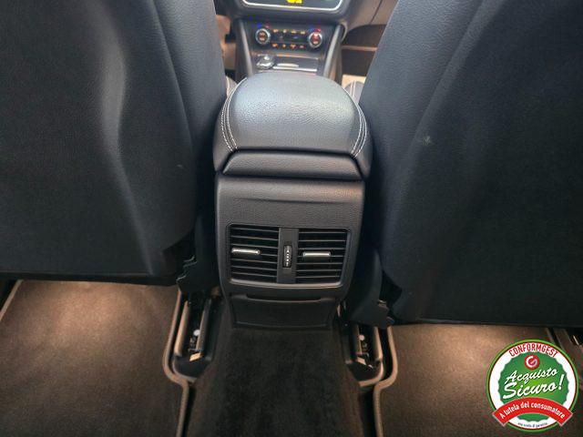 MERCEDES-BENZ GLA 200 d Automatic 4Matic Premium + Tetto