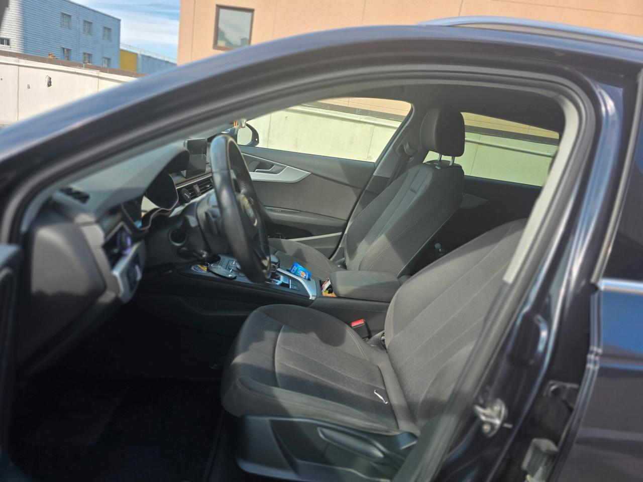 Audi A4 2.0 TDI 150 CV ultra S tronic Business