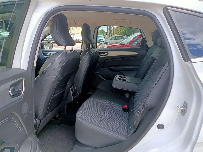 Renault Arkana 1.6 E-Tech full hybrid Intens 145cv
