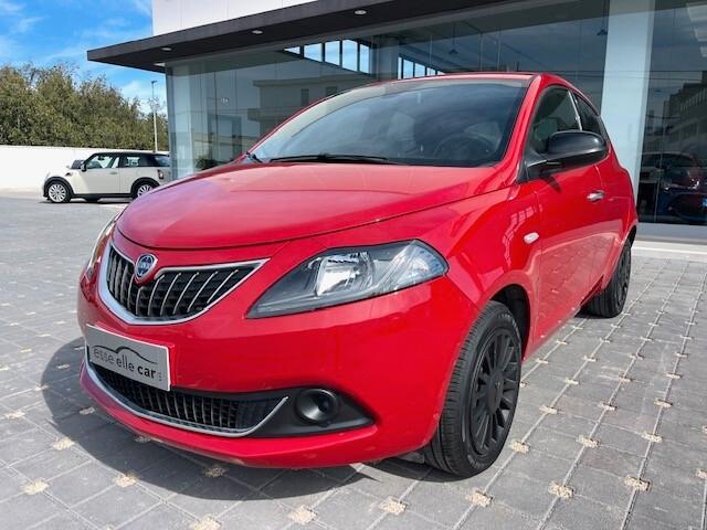 Lancia Ypsilon 1.0 FireFly 5 porte S&S Hybrid Ecochic Silver 2021