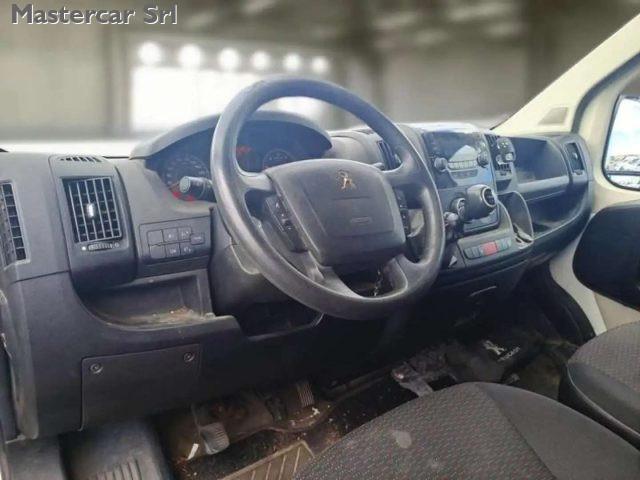 PEUGEOT Boxer 330 L1H1 2.0 BLUEHDI 130CV - FN851MN