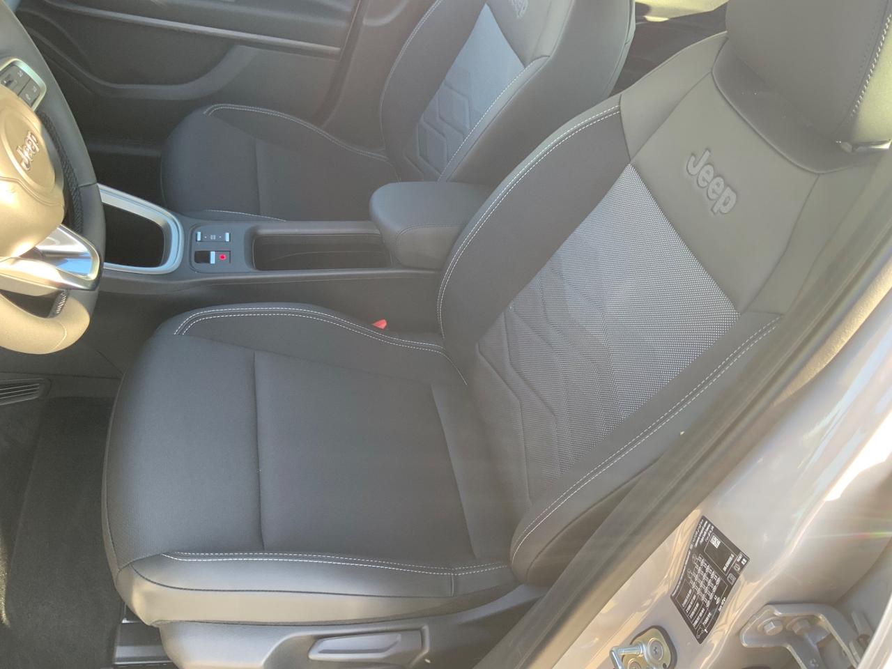 Jeep Avenger 1.2 Turbo 100 CV MHEV Altitude