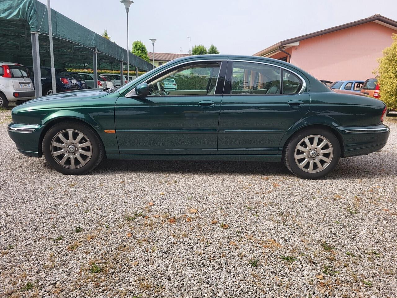 Jaguar X-Type 2.5 GPL ISCRITTA ASI