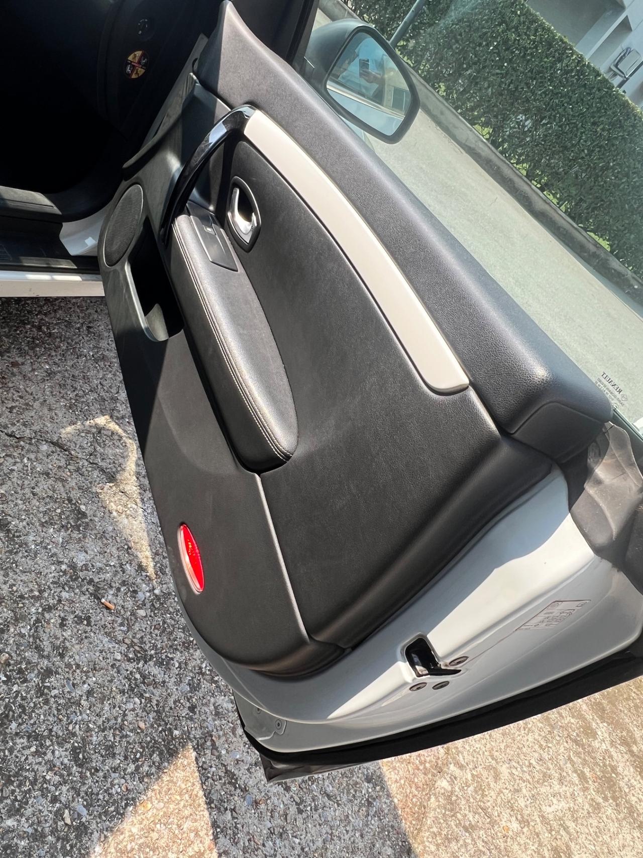 Renault Laguna Coupé 2.0 dCi 150CV Monaco GP